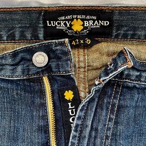 Men’s lucky brand jeans